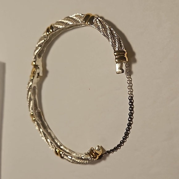 Silvertone Rope & Goldtone Bangle 2 3/8"Dia Bracelet w/ Safety Chain - Picture 8 of 8